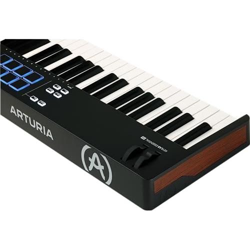 Arturia KeyLab Essential 88 MkIII 88-key Keyboard Controller - White