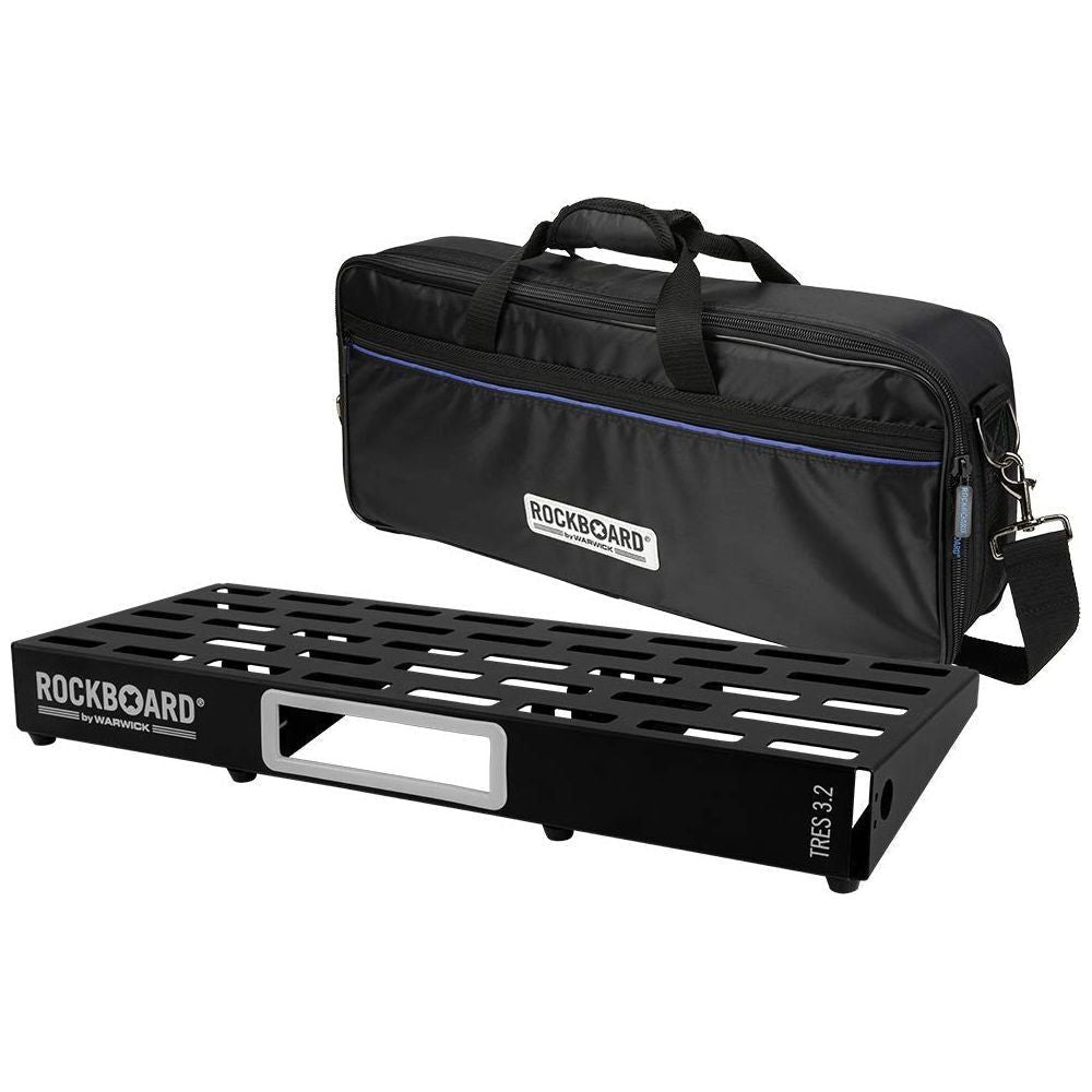 RockBoard TRES 3.2 (9.25" x 23.5"), with Pro GigBag