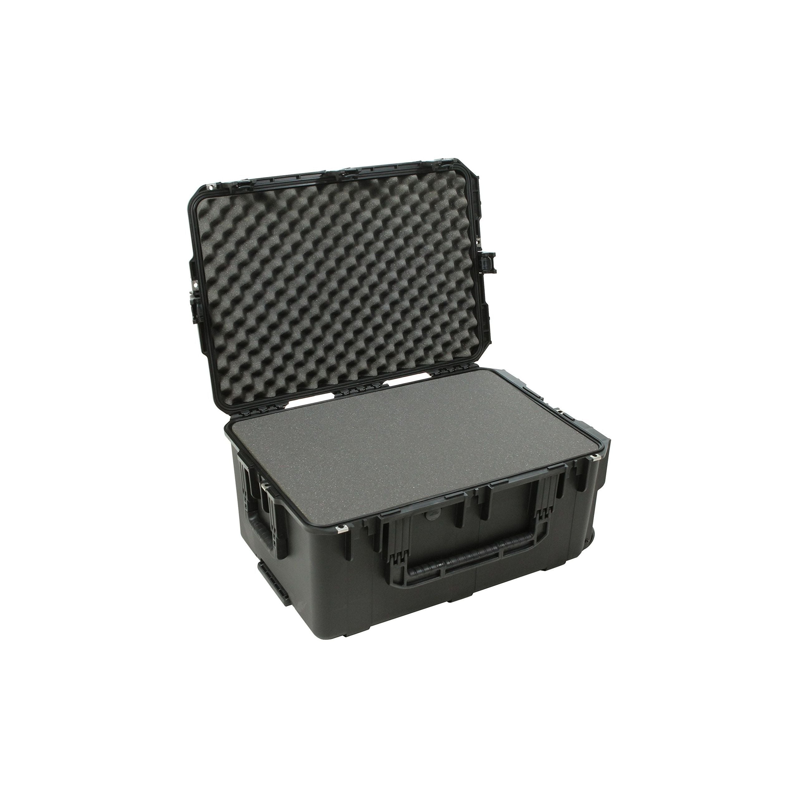 SKB 3I-2617-12BC iSeries 26" x 17" x 12" - Cubed Foam w/Wheels, Black